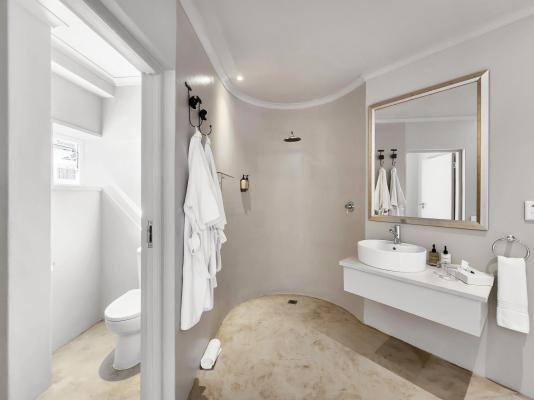 Rouge on Rose Boutique Hotel - 262616