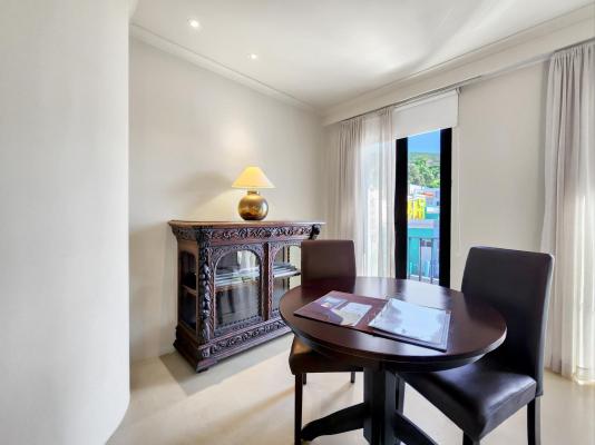 Rouge on Rose Boutique Hotel - 262624