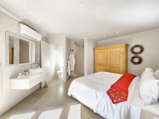 Rouge on Rose Boutique Hotel - 262625