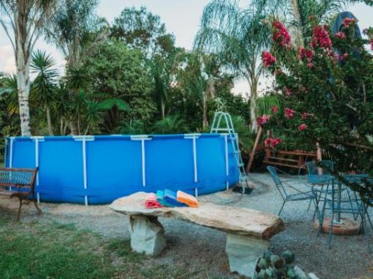 Amperda Log Cabins - Swimming pool