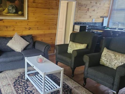 B Cubed Lodge and Restaurant - 262844