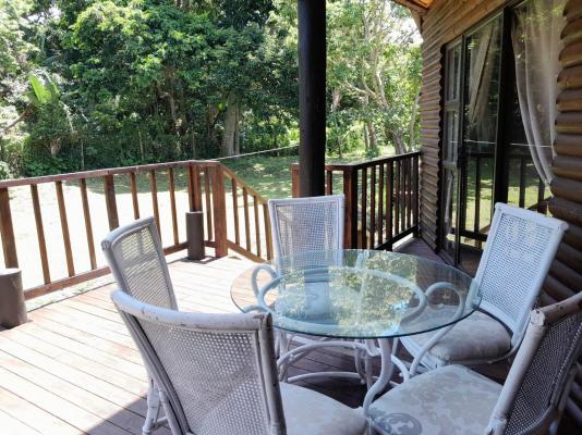 B Cubed Lodge and Restaurant - 262845