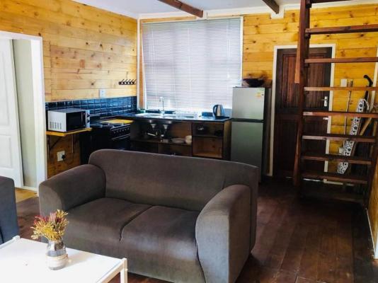 B Cubed Lodge and Restaurant - 262846