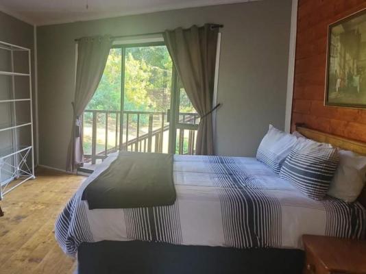 B Cubed Lodge and Restaurant - 262849