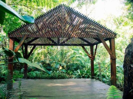 Fyndraai Guesthouse - Garden view