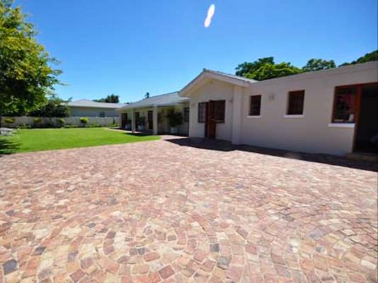 Colonel Graham Guest House - 262963