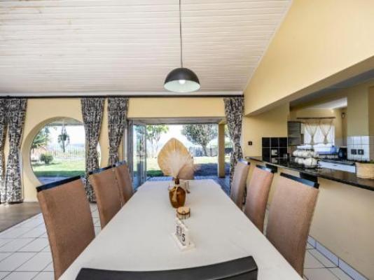 Kwa-Mntungwa BnB - Dining area