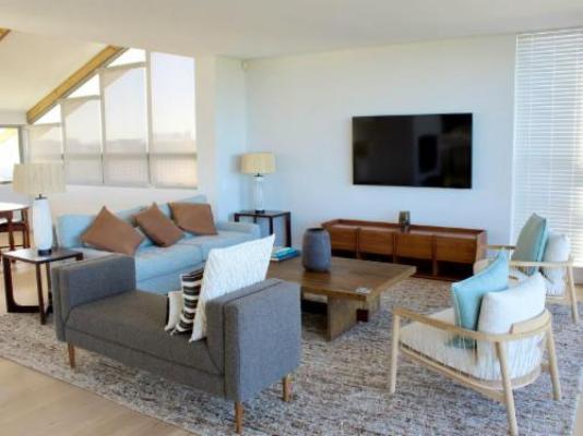 Sonvanger Villa Struisbaai - Communal lounge/ TV room