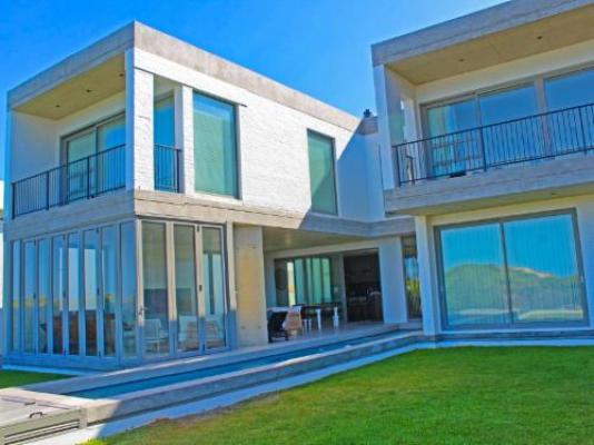 Sonvanger Villa Struisbaai - Property / Building