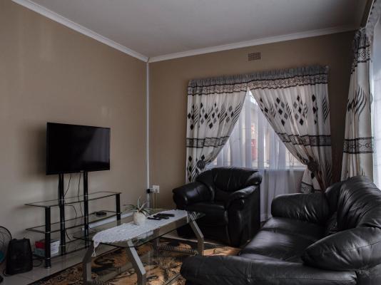 Rusty Estate - 263132