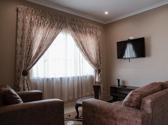 Rusty Estate - 263141