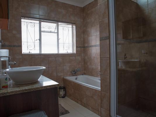 Rusty Estate - 263173