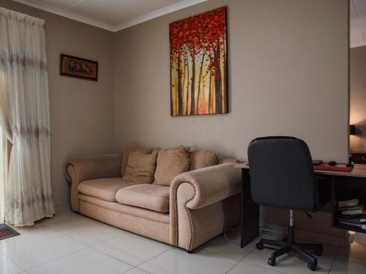 Rusty Estate - 263174