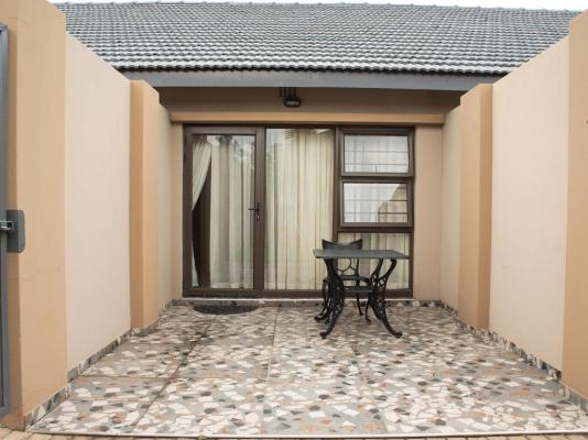 Rusty Estate - 263178