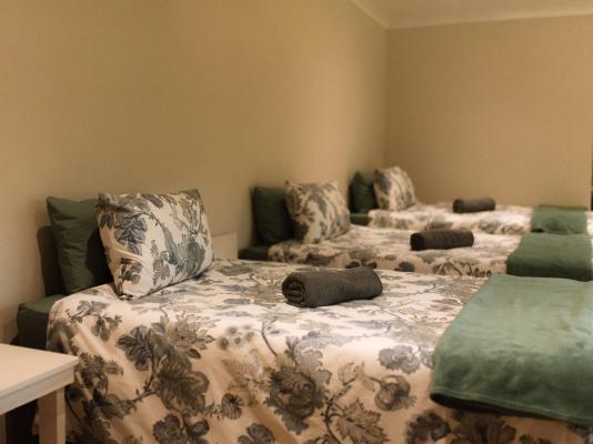 Room image 3