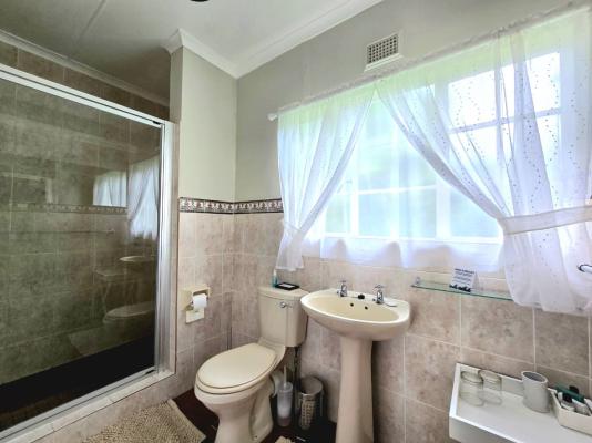 Birds of Paradise B&B - 263469