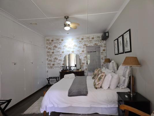 Birds of Paradise B&B - 263472