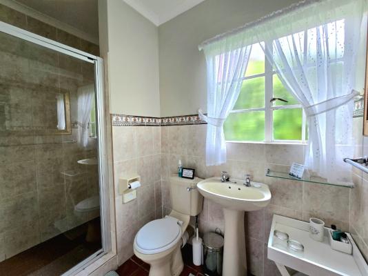 Birds of Paradise B&B - 263480