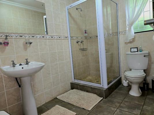 Birds of Paradise B&B - 263484