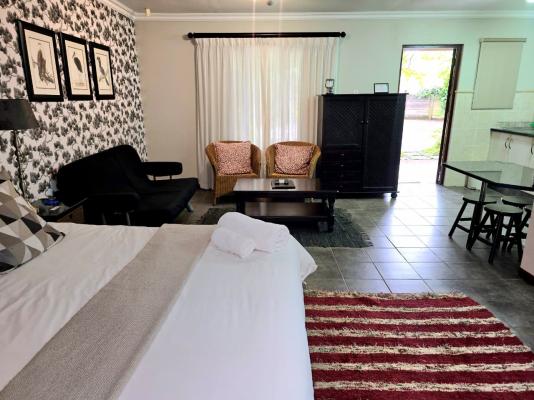 Birds of Paradise B&B - 263485