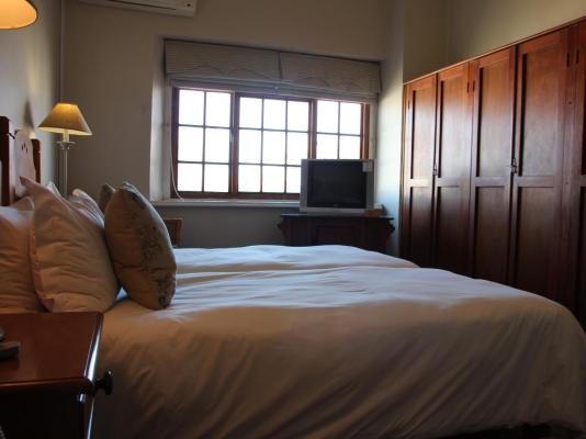 Room image 1