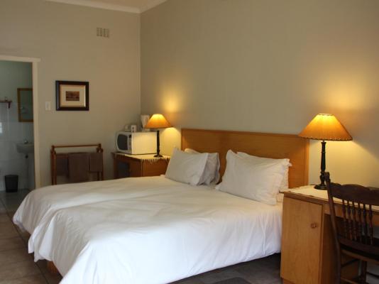 Room image 5