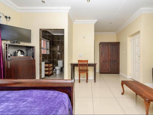 Whales Way Lodge - 263604