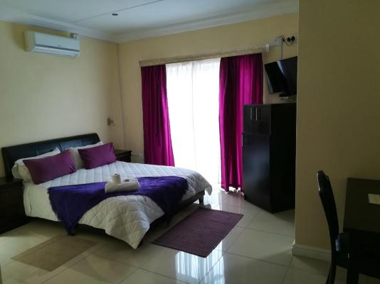 Whales Way Lodge - 263607