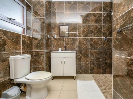 Whales Way Lodge - 263616