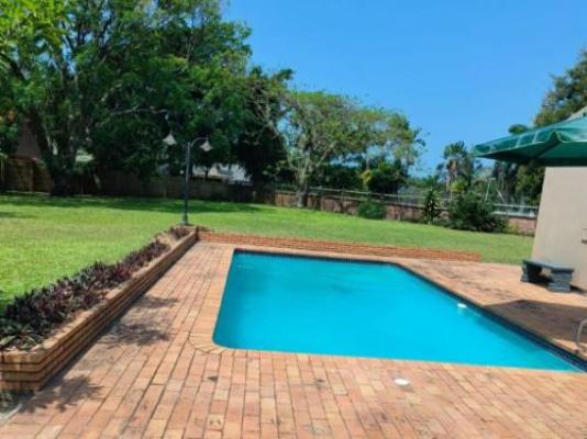 Masithandane Lodge - Swimming pool