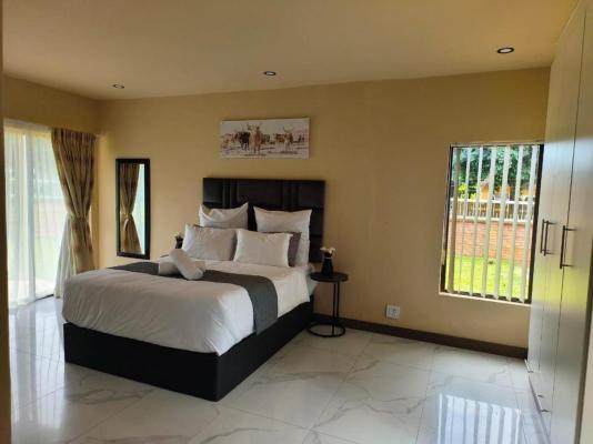 Masithandane Lodge - 263661