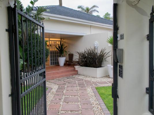 Anchorage Guesthouse - 263725