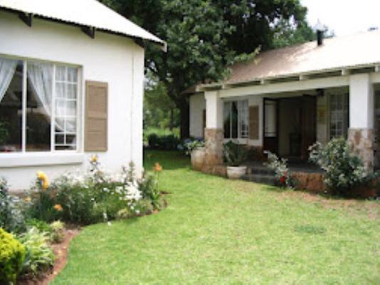Dullstroom Artist Cottages - 263778