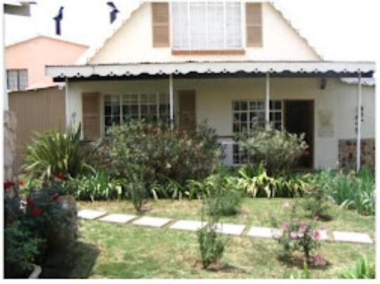 Dullstroom Artist Cottages - 263788