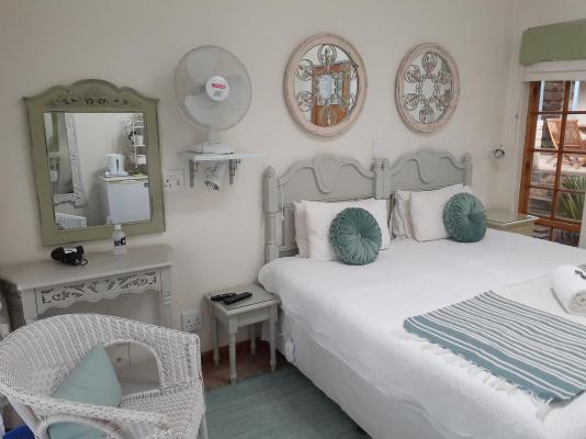 Sandstone Chameleon Guest House - 263846