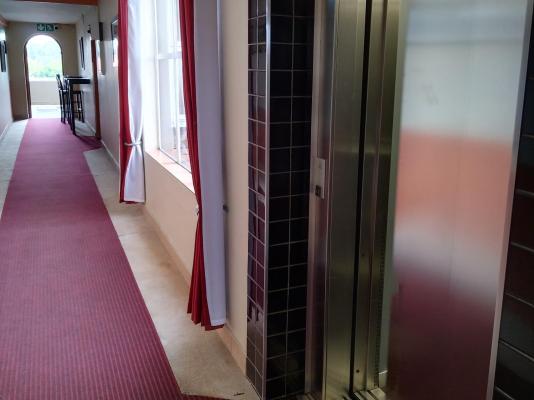 Queen's Place Apartments - 263912