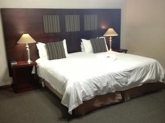 Room image 3