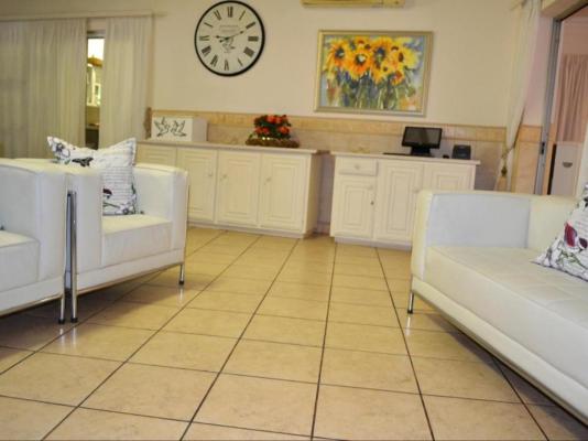 Doves Nest Guest House - 264137