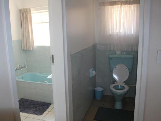 Room image 1