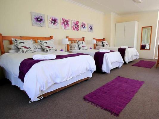 Room image 2