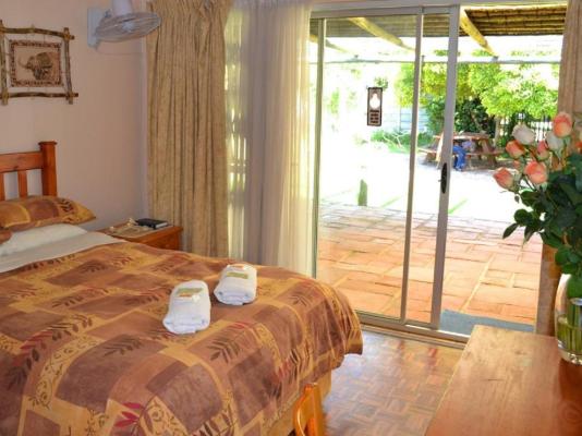 Room image 4