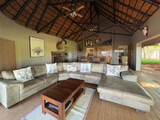 Hemelgrond - Property / Building