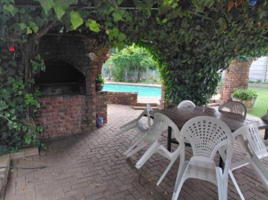 Carey 43 - Braai/BBQ facilities