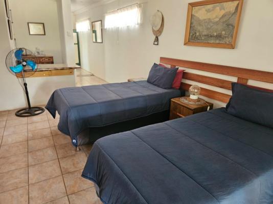Room image 1