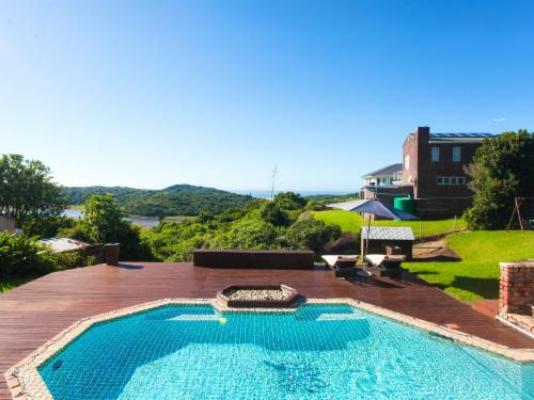 Clearview Estuary Apartments - Pool view