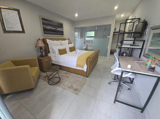 Tripple N Guest Lodge - 264400