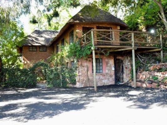 Gender Links Cottages - Property / Building