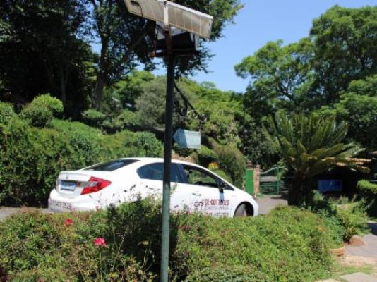 Gender Links Cottages - Garden