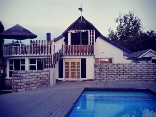 Bella Rosa - Property / Building