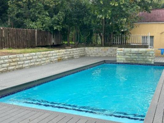 Bella Rosa - Swimming pool